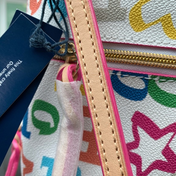 Dooney & Bourke - Picture 6 of 8